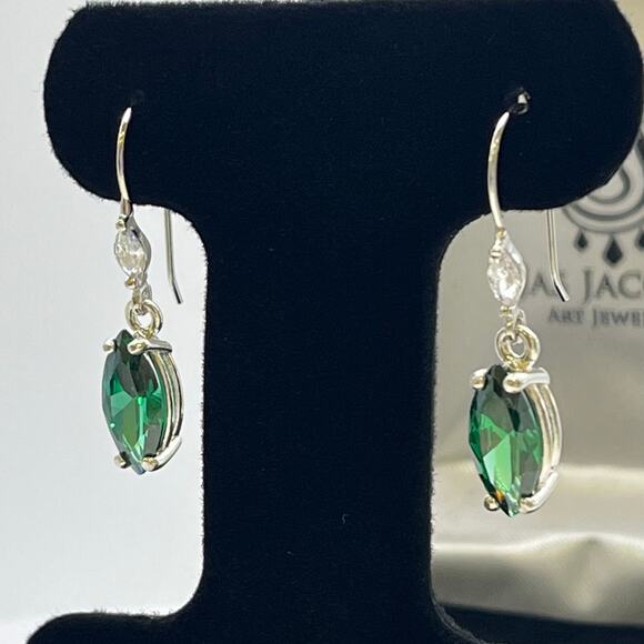 Beautiful 4ctw Marquise Cut Emerald Earrings - Picture 2 of 8